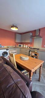 Casa Verde - 2BR - Fast Wifi - Free Parking - 3