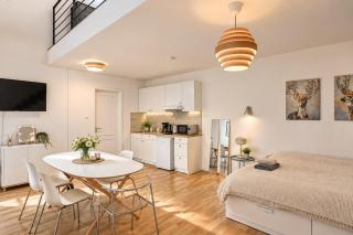 Stylish Apt Right in the City Center - 2