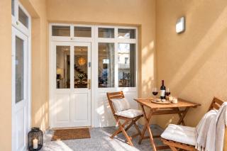 Stylish Apt Right in the City Center - 5