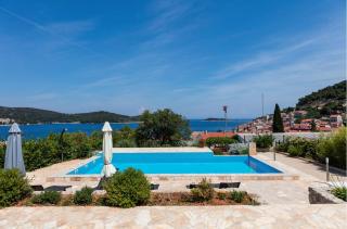 Apartments Luxury Near Sea - 3