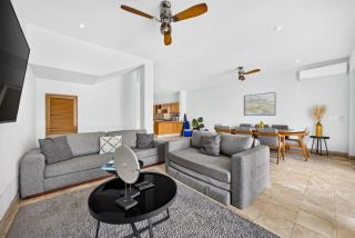 Residencia con alberca y vista al campo de golf - 9