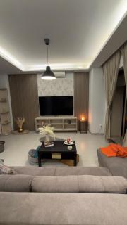 Al Raha Luxury Apartment - 9