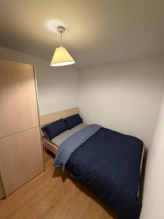 The City Escape, Spacious Two Bedroom Stay - 4