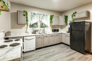 Dayton 2-Unit Getaway Near UD & Oregon District - 4