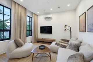 Beautiful 2BR on St Laurent - 0