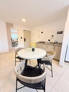 The Host apartamentos At Los Angeles Santa Marta - 1