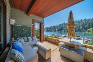 Villa On The River With Garage and 2 King Beds - 8
