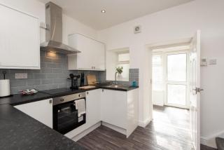 Toast Stays - The Merrington Fold - 4