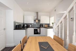 Toast Stays - The Merrington Fold - 3