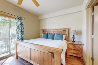 Spacious condo with pool hot tub garage gym & balcony - near Park City - 1