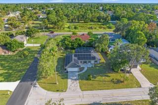 Gold Key Vacation Home Pool & Game - 7