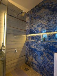 Most luxurious 3 bedroom beachfront in Nyali - 6