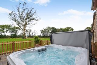 2 Bed in St. Giles oc-c45183 - 9