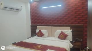 Vansika Stay - 3