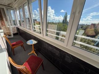 Cozy 9th floor studio with balcony and free parking - 3