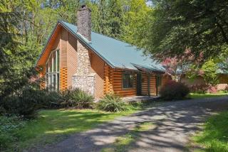 Cabin & Guest House Near Sandy River Trails! - 8