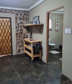 Pecan Hut Walnut - 6