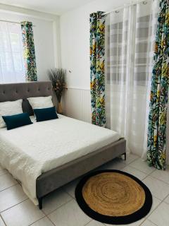 Charmant logement avec spa/petit-déjeuner inclus. - Pointe-Noire - 2