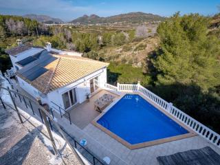 Beautiful villa with pool and stunning view - 5