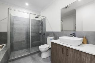 Linger & Laugh 4BR - A Sepal Stay - 3
