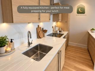 The Suite, 2BD, contractor and holiday, Free parking - 2
