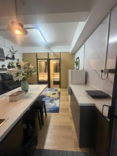 Xinghua Center 2201 - 9