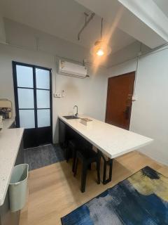 Xinghua Center 2201 - 5