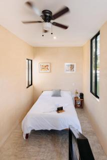 Hostik Hostal - 4