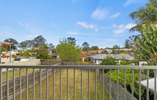 Quiet Modern Studio with a Private Balcony and Lovely Views - 3