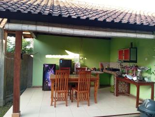 Kompyang Rai Guest House - 1