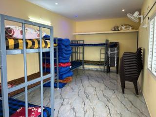 Yash Home Stay - 3