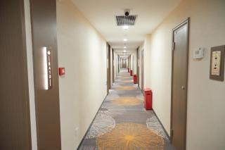 Tianhongshan Hotel Houhai Prince Gong's Mansion Branch - 8