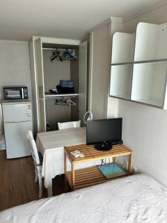 b 무료주차, 옥상정원 at 홍대, 연남, 연세대학교, 경복궁 - 5