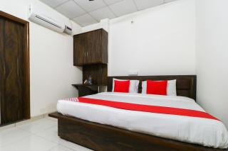 Hotel O Rk Inn - 9