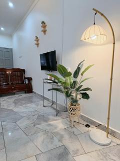 Simple House 2BR 2-5pax near Hospital Kepala Batas - 4
