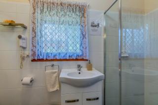 Luxury Hinterland Escape | Rainforest Retreat - 3