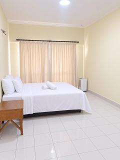 Marina Court Resort Condo - 6