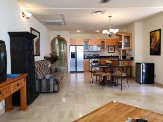 Puerto Viejo B1 Waterfront 2BR on the Malecon - 4