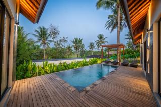 EVEUSS VILLA a Riverside Haven In Ubud - 9