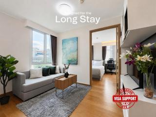 Expansive Premier 1BR - Ultra Fast Wifi - Phrom Phong - 9