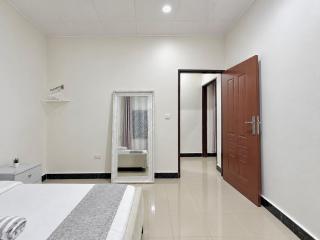 1BDM Aptmt Free Wifi,TV, NETFLIX,FRIDGE,KITCHEN-busy area - 2