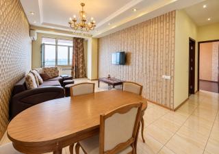 Sunny Dalma Apartment with Balcony & Mountain View - 0