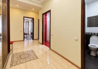 Sunny Dalma Apartment with Balcony & Mountain View - 4