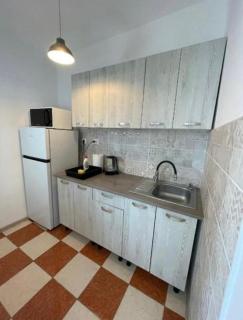 1 room Near City Center - 3