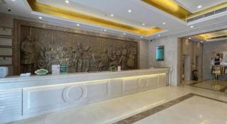 Vienna Hotel Guangdong Huidong Herung Pedestrian Street - 6