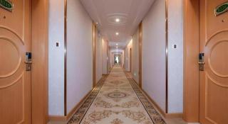 Vienna Hotel Shenzhen Pingdi Huancheng South Road - 7