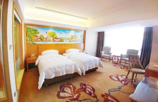 Vienna Hotel Guangdong Shaoguan Renhua Danxiashan County Center - 3
