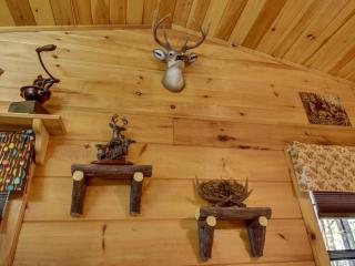 Tree Song Mountain Creek Cabin - 3