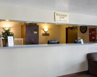 Rodeway Inn West Fargo Main Ave - 8