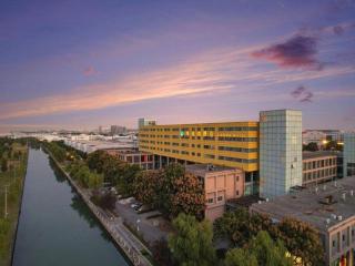 Vienna Hotel Suzhou Yangcheng Lake Fashion Stage - 2